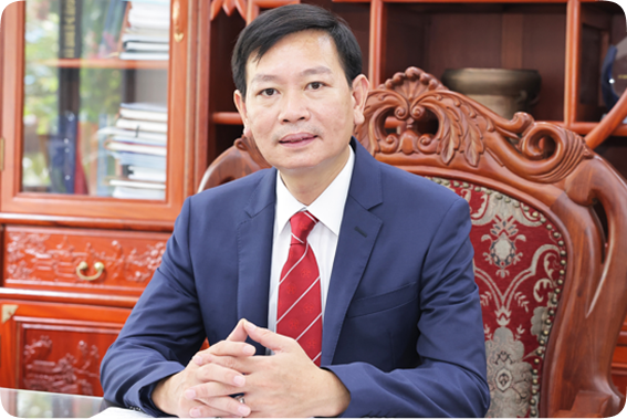 Hiệu trưởng Trường Cao Đẳng Nghề Long Biên